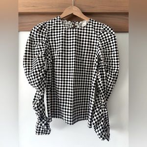 H&M Black and White Long Sleeve Blouse